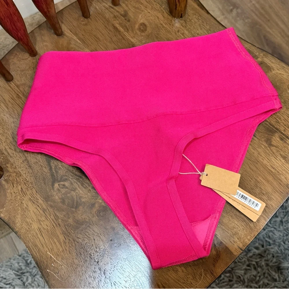 Skims Classic High-Waisted Bikini Bottom Women's Swimwear Sz XS NWT Hot Pink